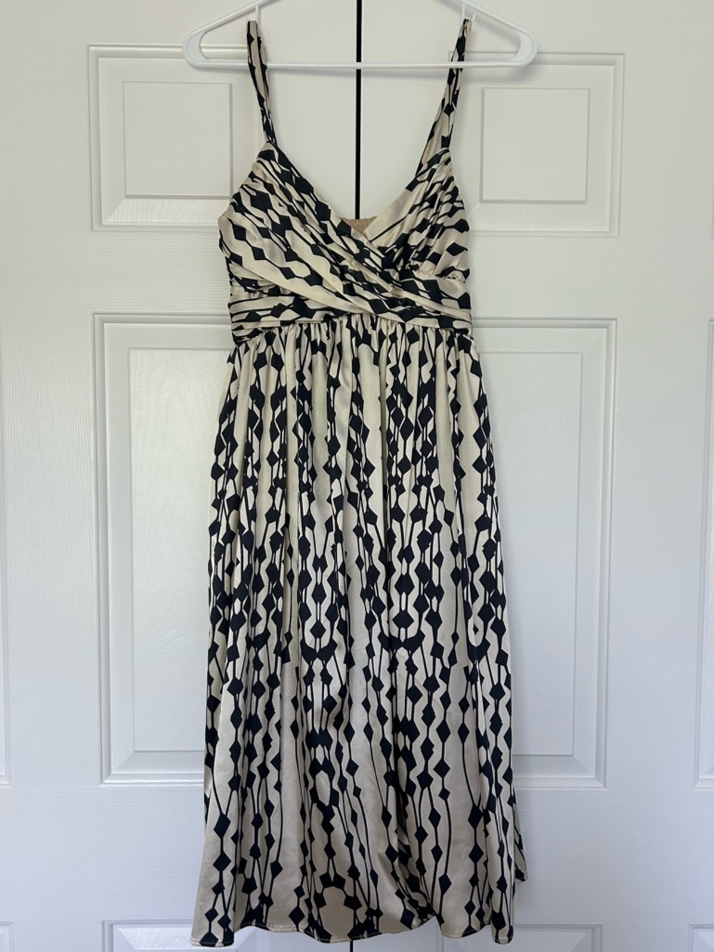 Zara: Black and Cream Geometric Dress